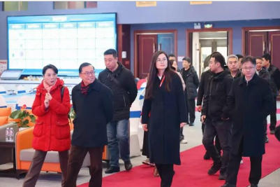 双方围绕肥多多种子跨境交易平台搭建、产业数字化深度合作等核心议题，进行了富有成效的座谈交流。